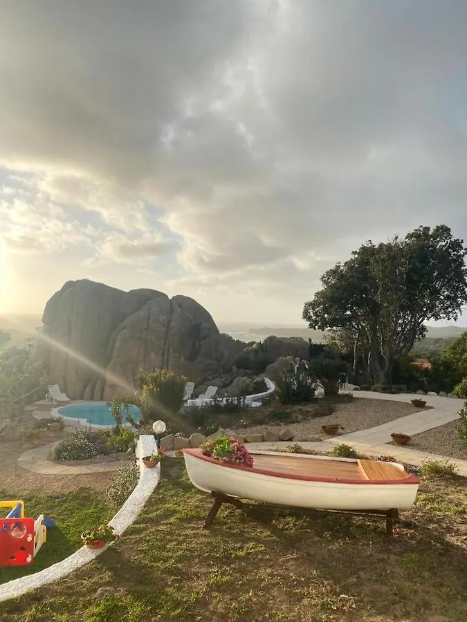 Villa Majore Beb Con Piscina Privata Rena Majore 0*,  Italië
